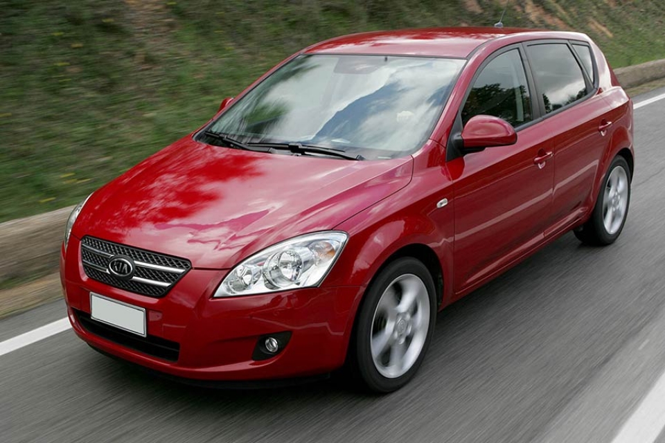 Rent a Car in Bucharest - Our Fleet | Kia Cee&#039;d